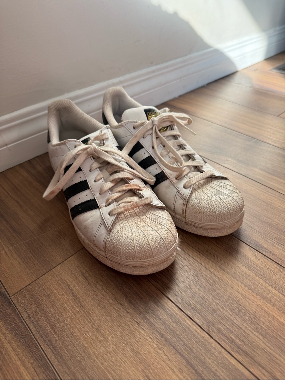 Adidas - Superstars